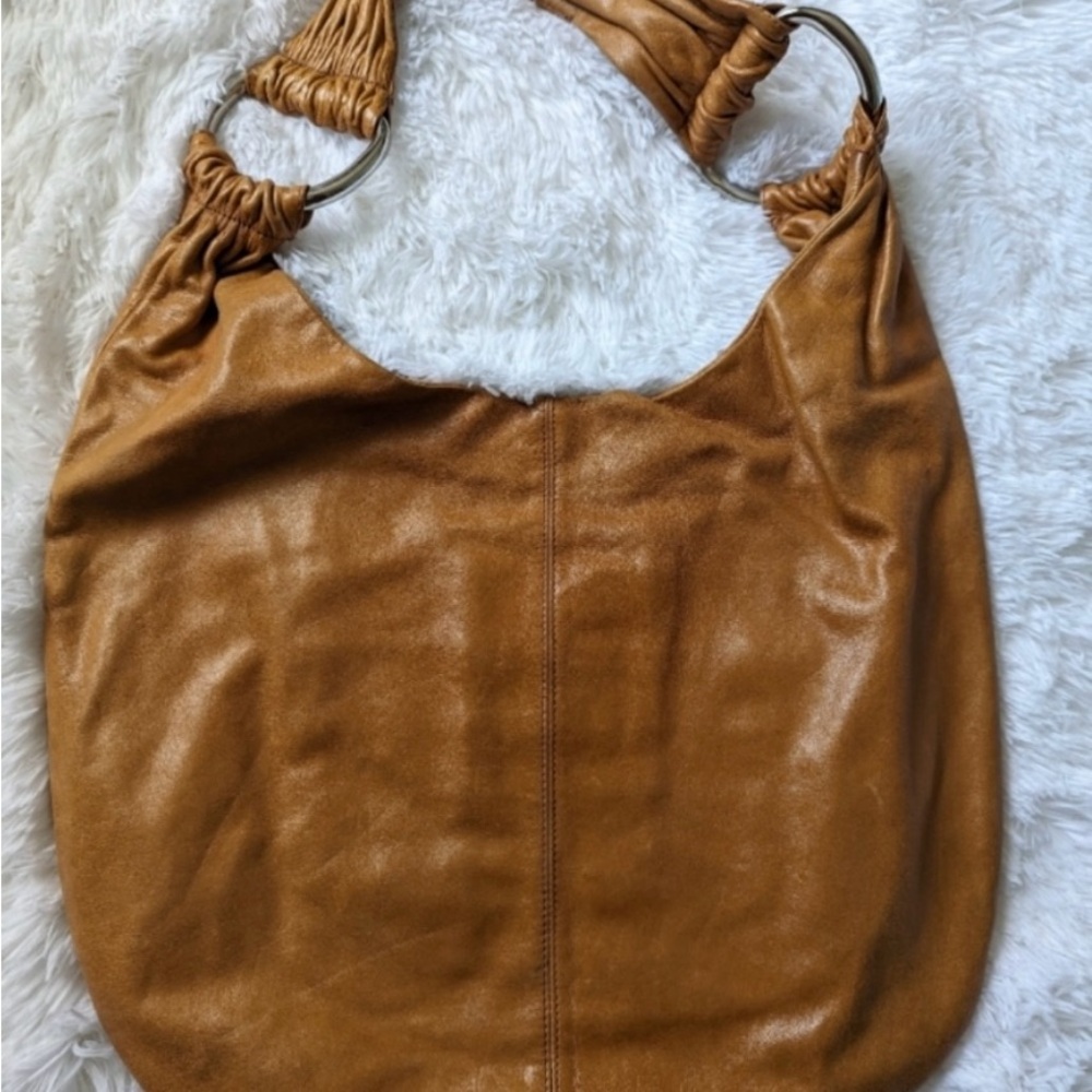 Vintage HOBO Gabor hobo bag in a rich butterscotch brown leather 🤎